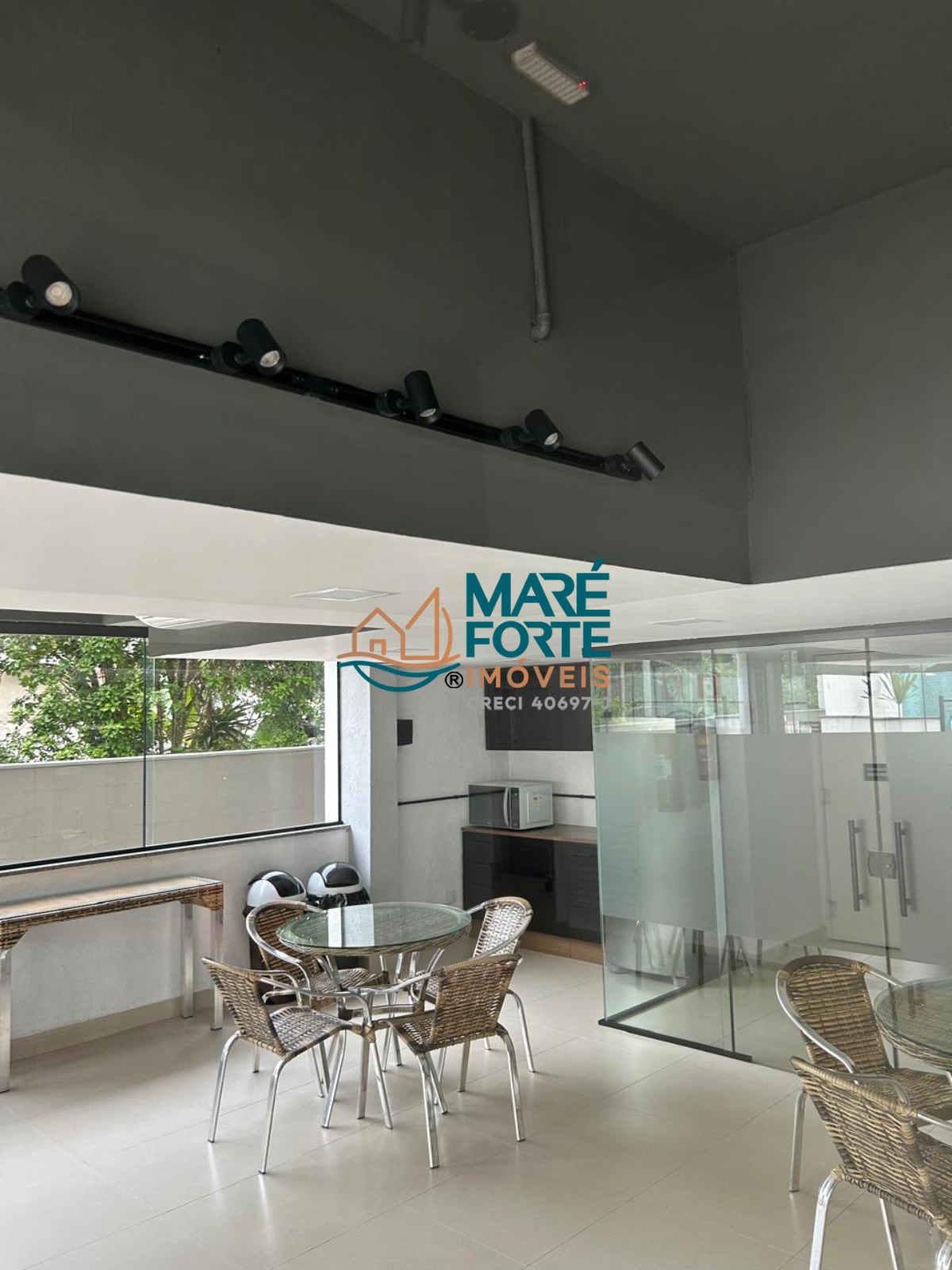 Apartamento à venda com 2 quartos, 53m² - Foto 17