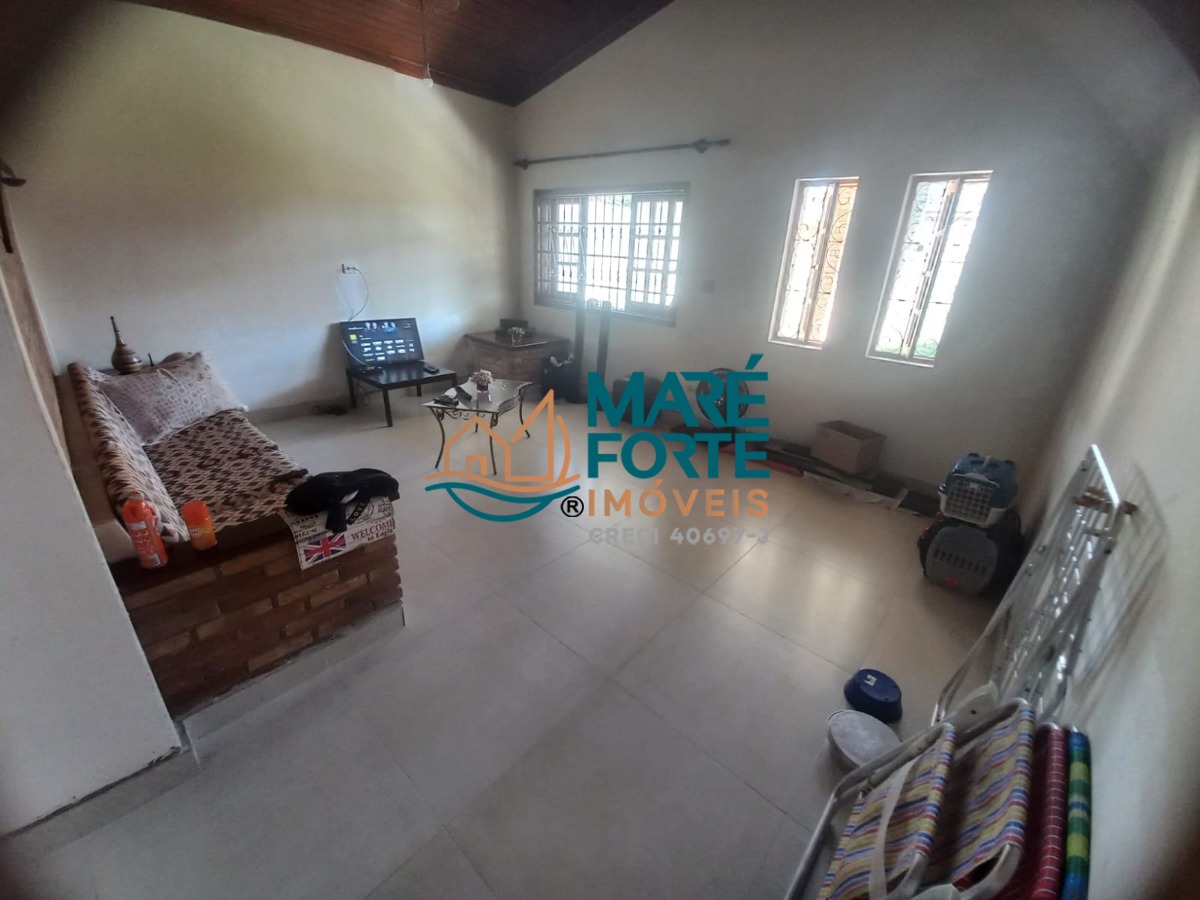 Casa à venda com 3 quartos, 191m² - Foto 4