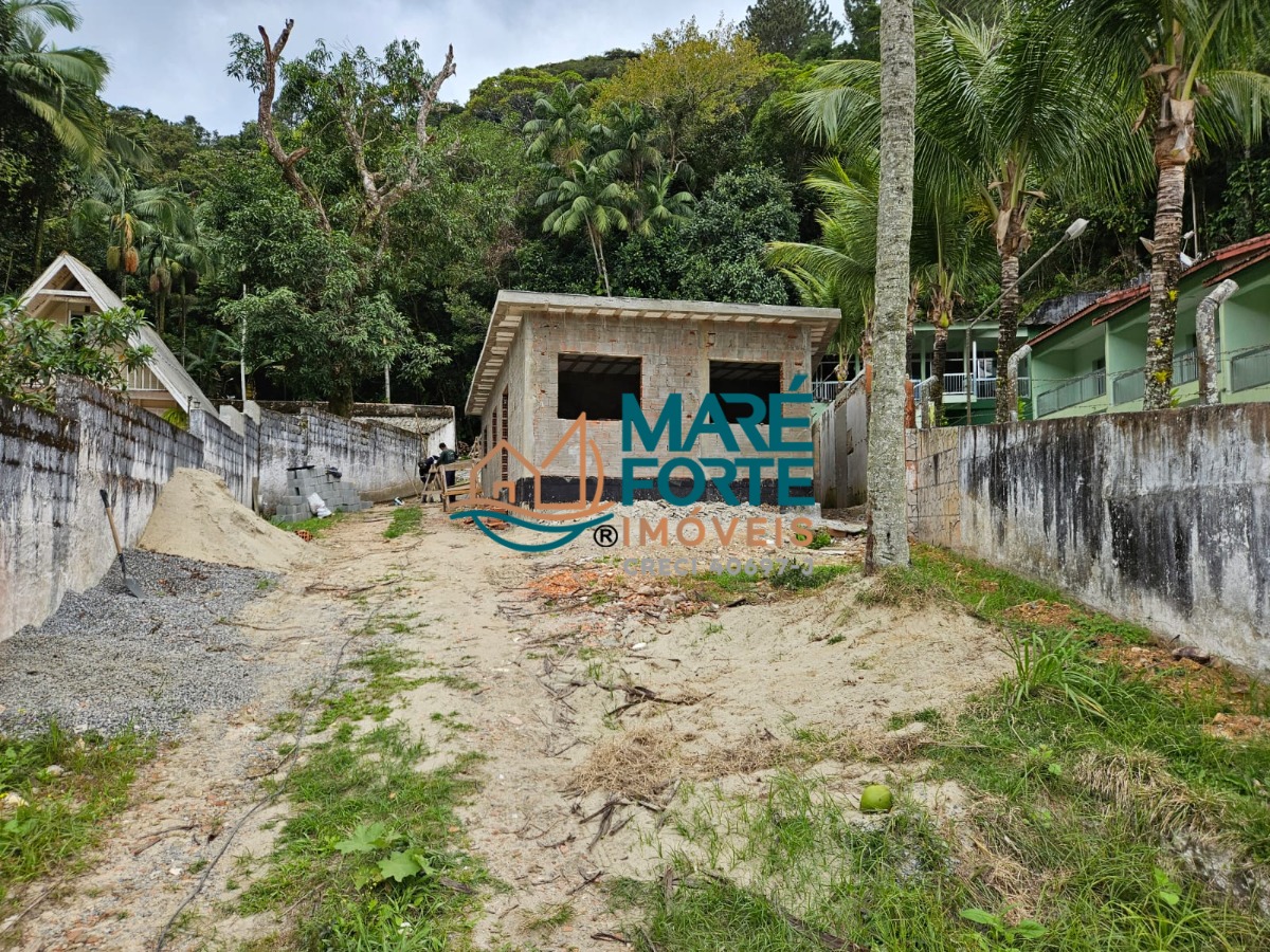 Chácara à venda com 3 quartos, 132m² - Foto 1
