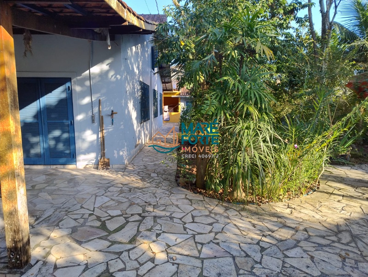 Casa, 3 quartos, 221 m² - Foto 2