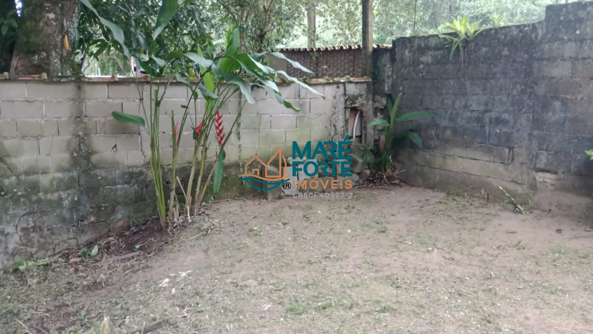 Casa à venda com 2 quartos, 65m² - Foto 2