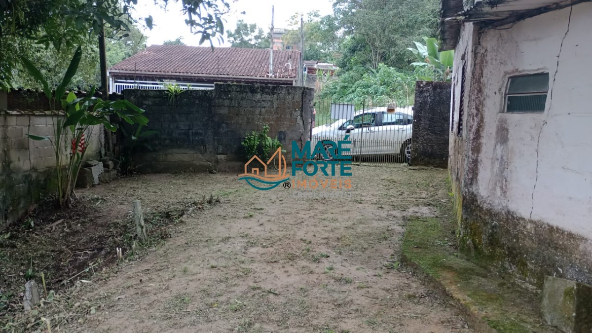 Casa à venda com 2 quartos, 65m² - Foto 3