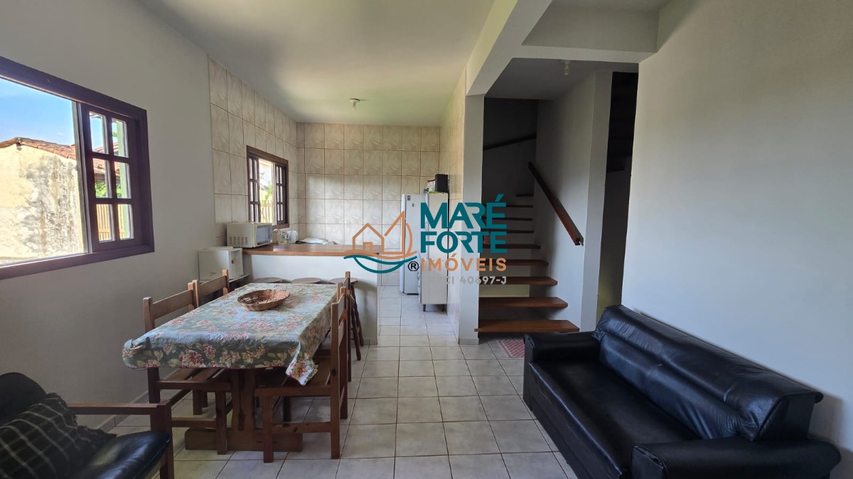 Casa, 3 quartos, 245 m² - Foto 3