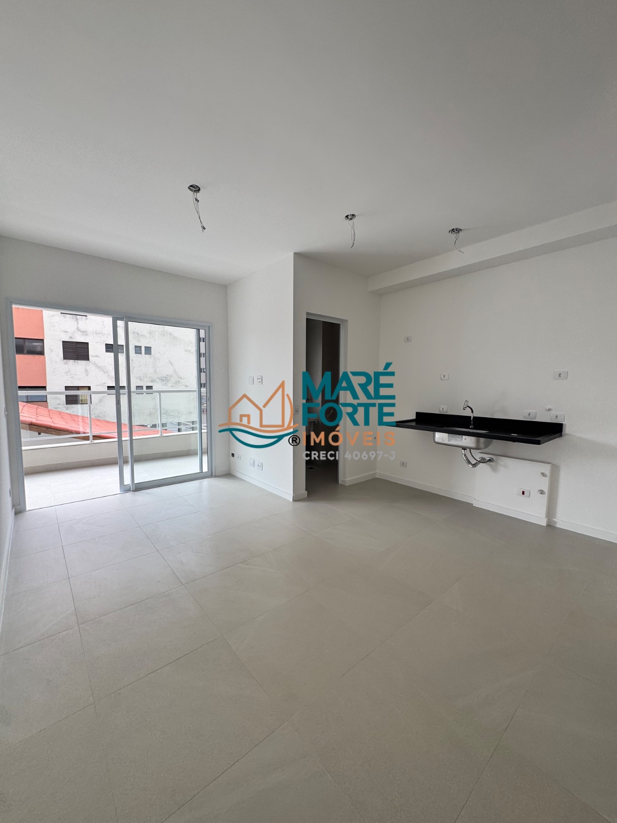 Apartamento recém entregue, condomínio com área de lazer