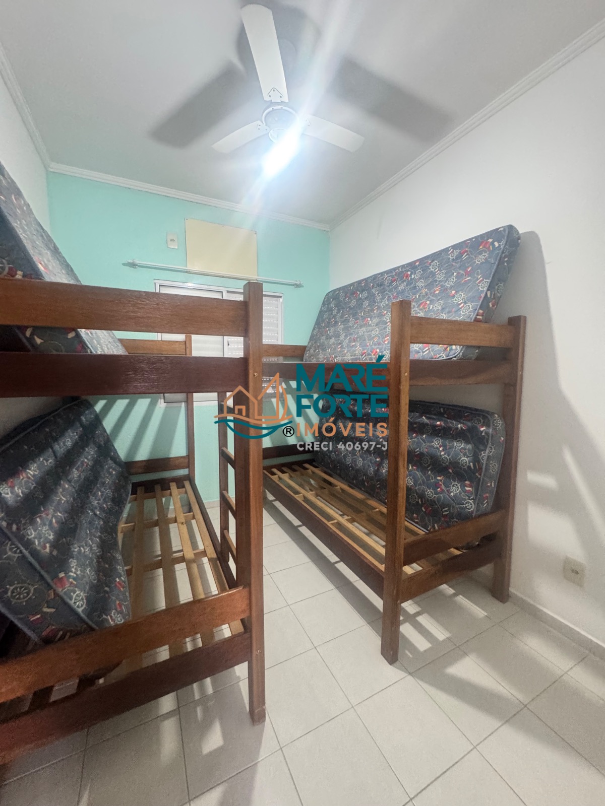 Apartamento mobiliado com dois dormitórios