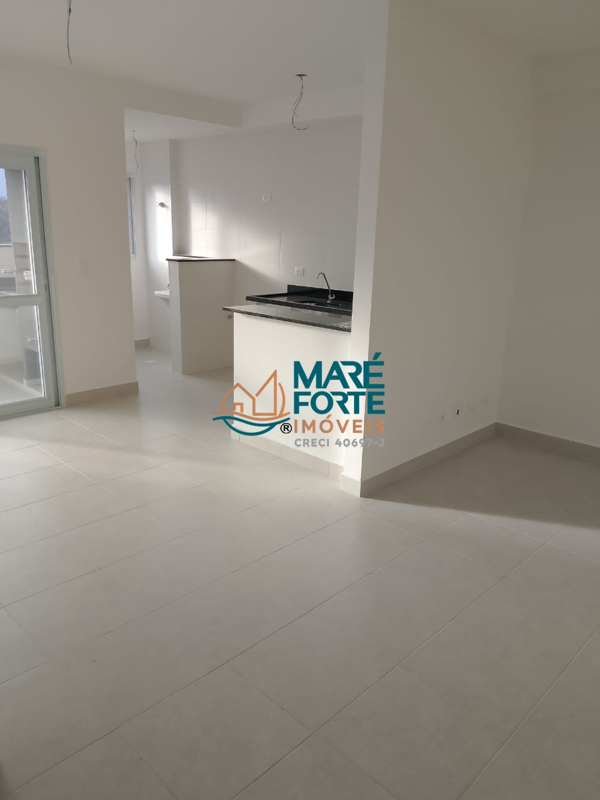 Apartamento novo sol da manhã, 400 metros da orla do Itaguá