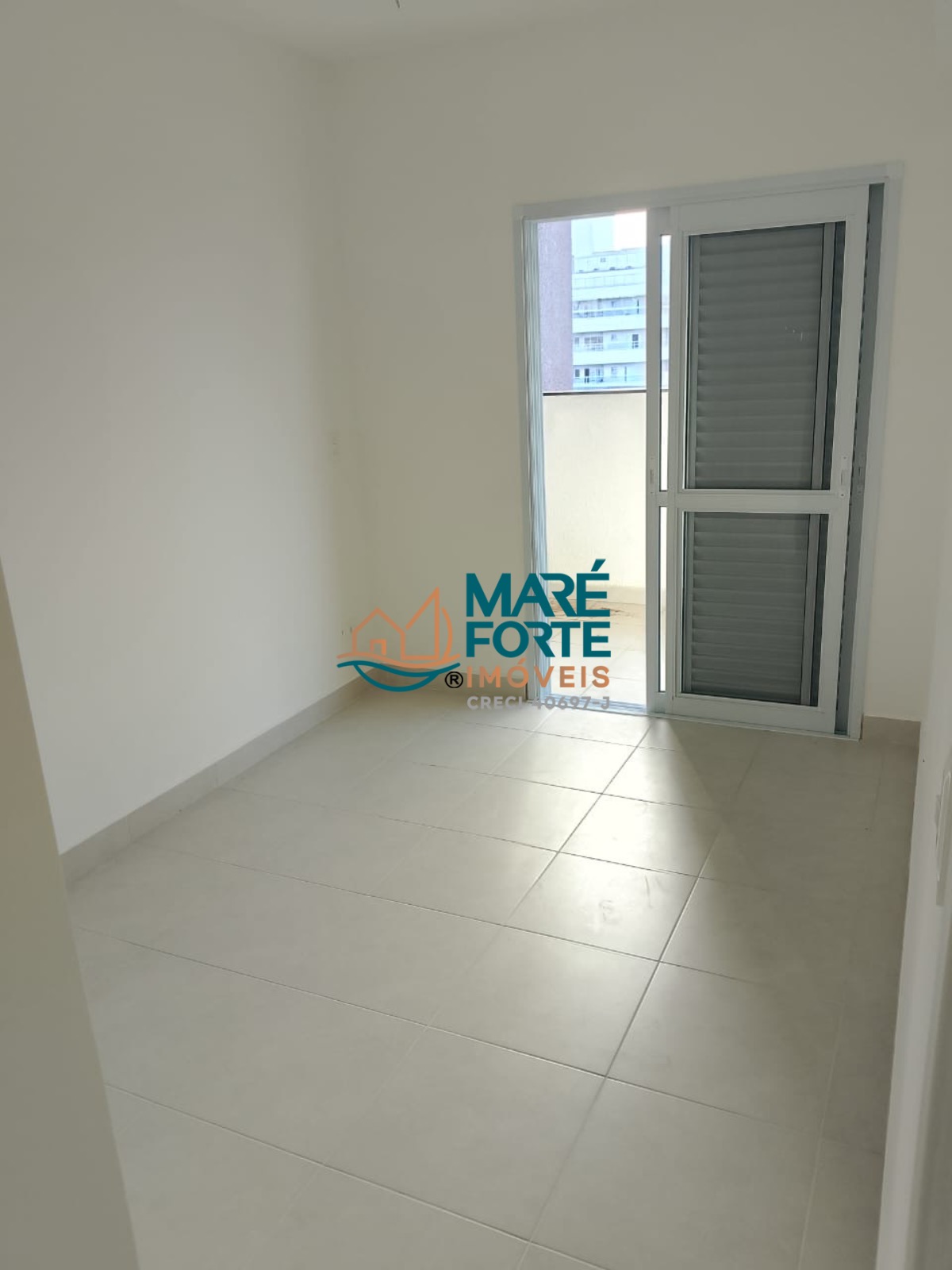 Apartamento novo sol da manhã, 400 metros da orla do Itaguá