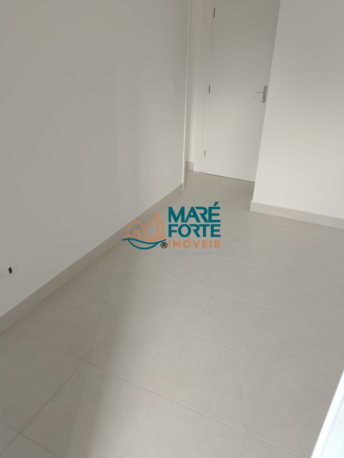 Apartamento novo sol da manhã, 400 metros da orla do Itaguá