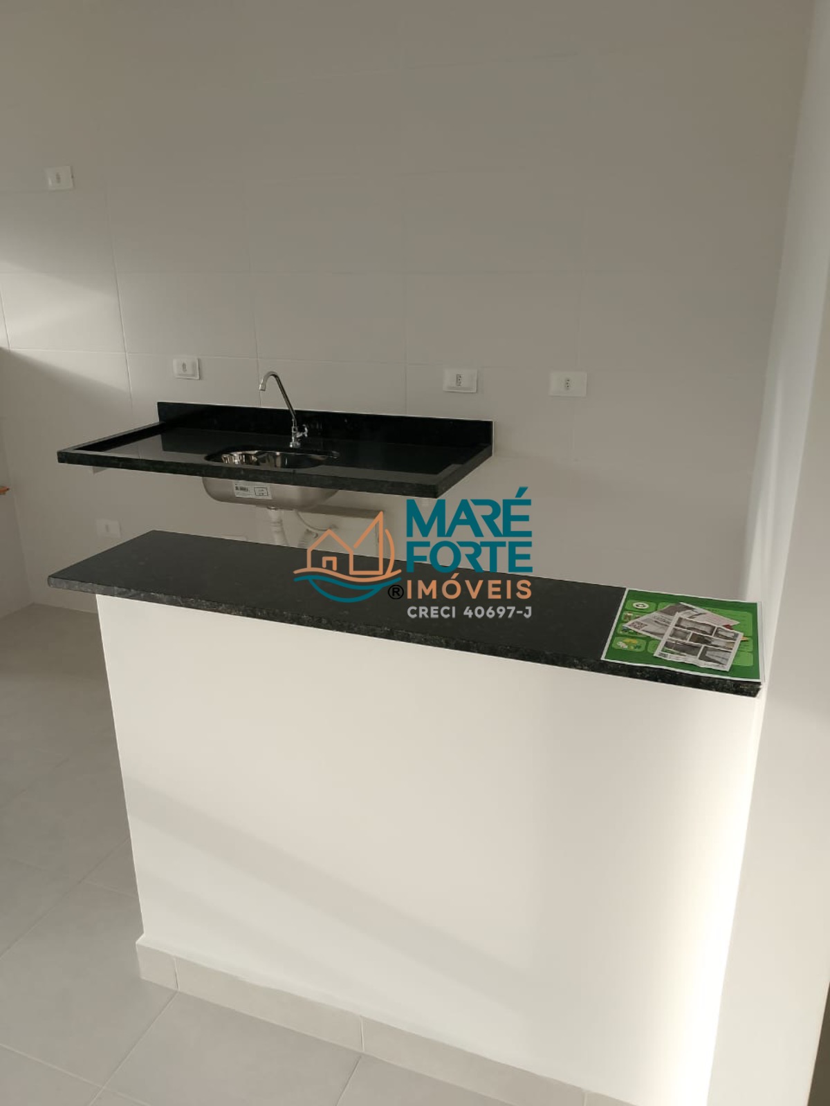 Apartamento novo sol da manhã, 400 metros da orla do Itaguá