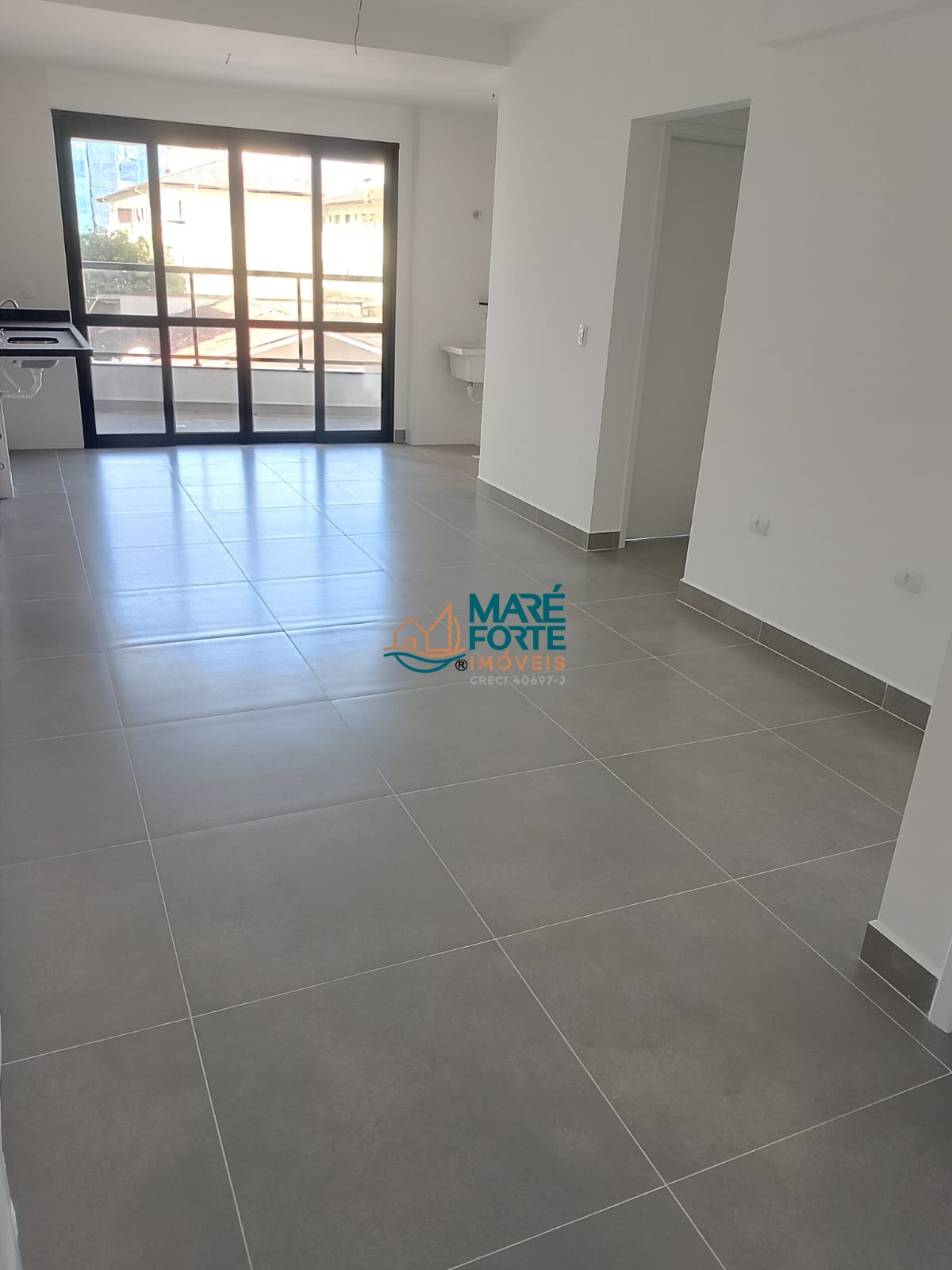 Apartamento recém entregue com 2 suítes!