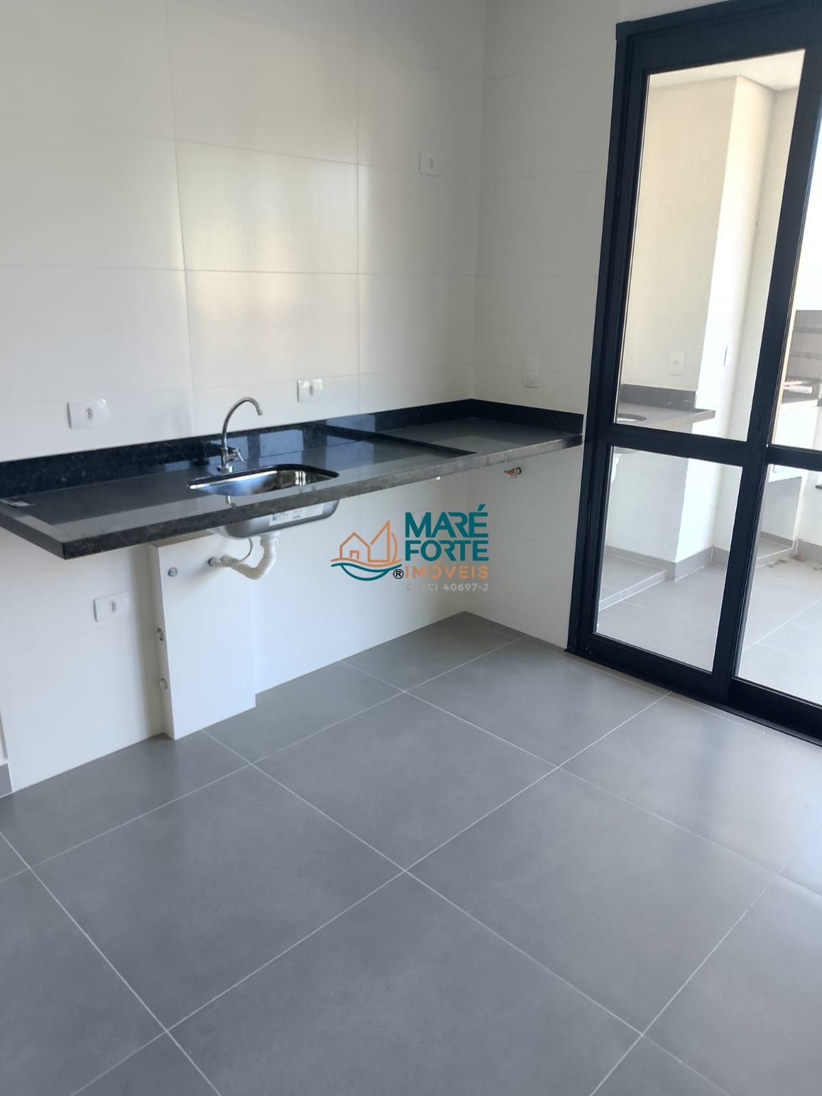 Apartamento recém entregue com 2 suítes!
