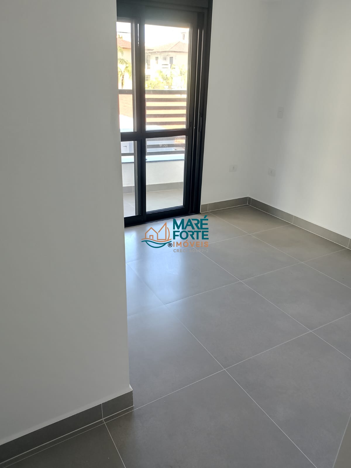Apartamento recém entregue com 2 suítes!