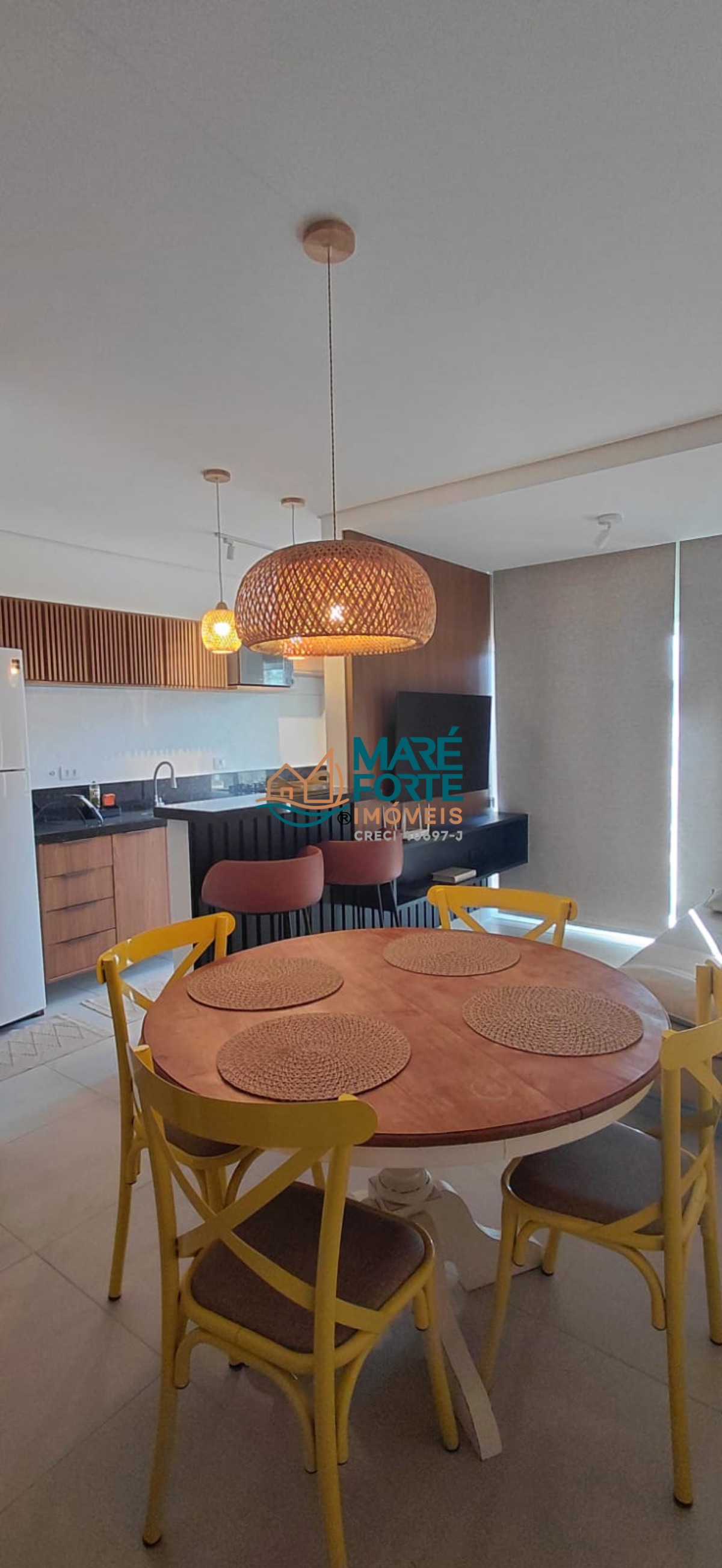 Apartamento novo mobiliado e decorado com ótima iluminação
