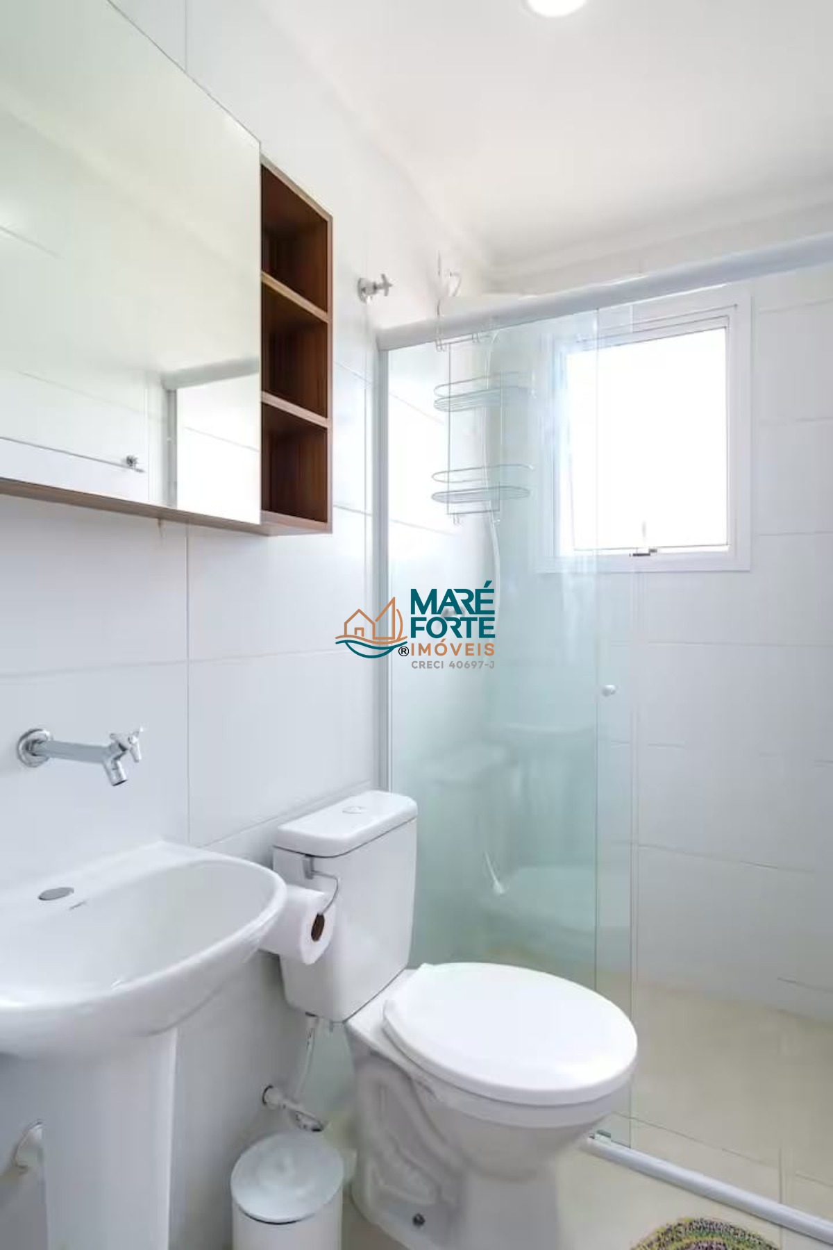 Apartamento decorado em condomínio com ampla área de lazer!