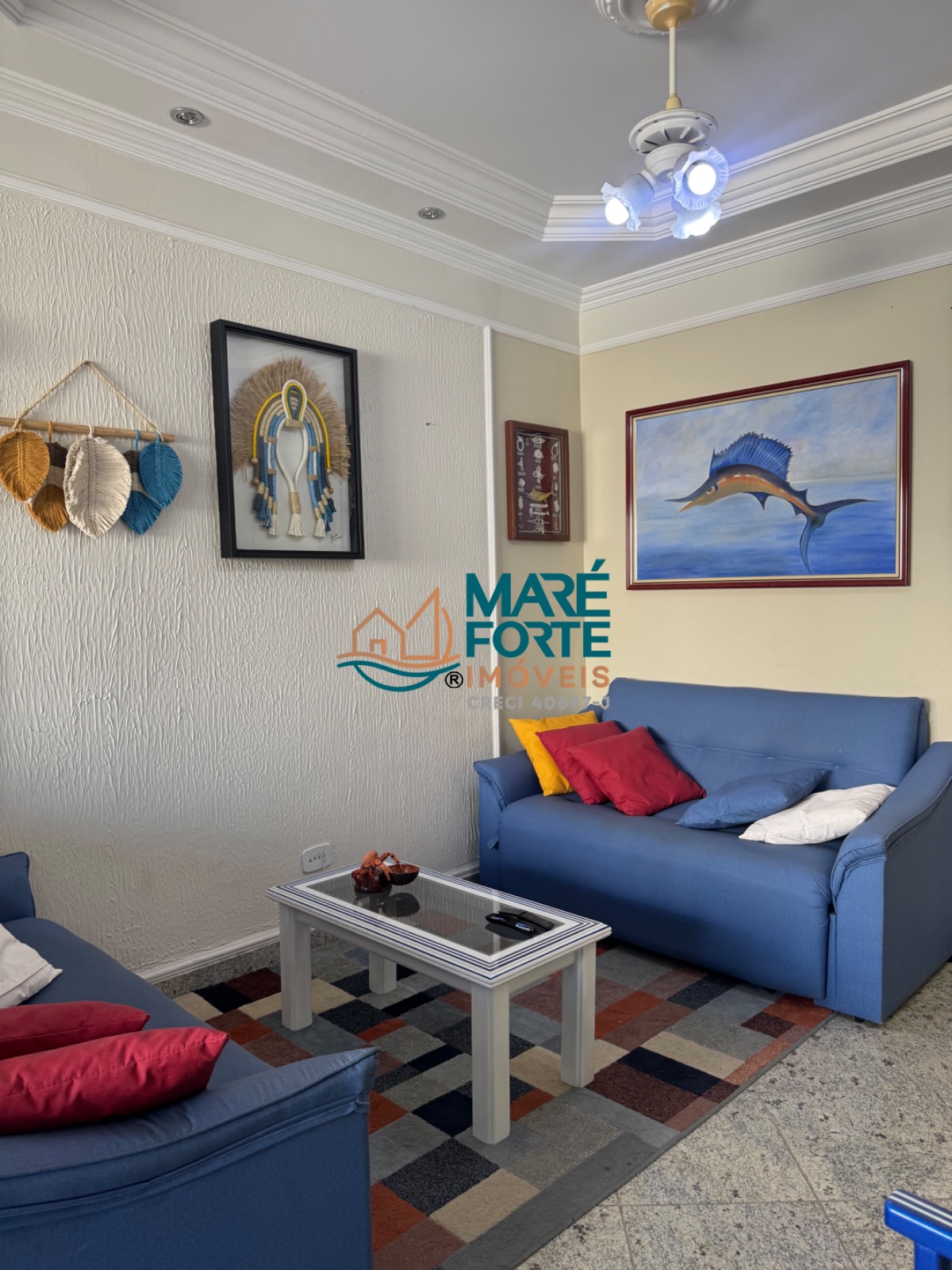 Apartamento mobiliado 1 dormitório frente para a rua