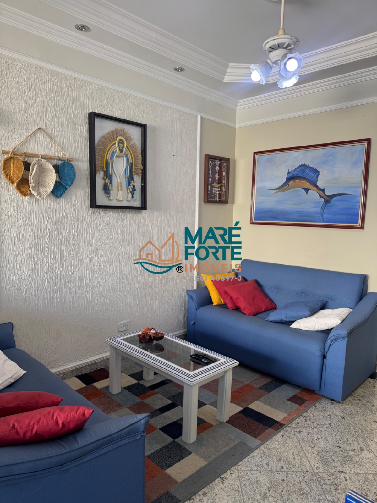 Apartamento mobiliado 1 dormitório frente para a rua
