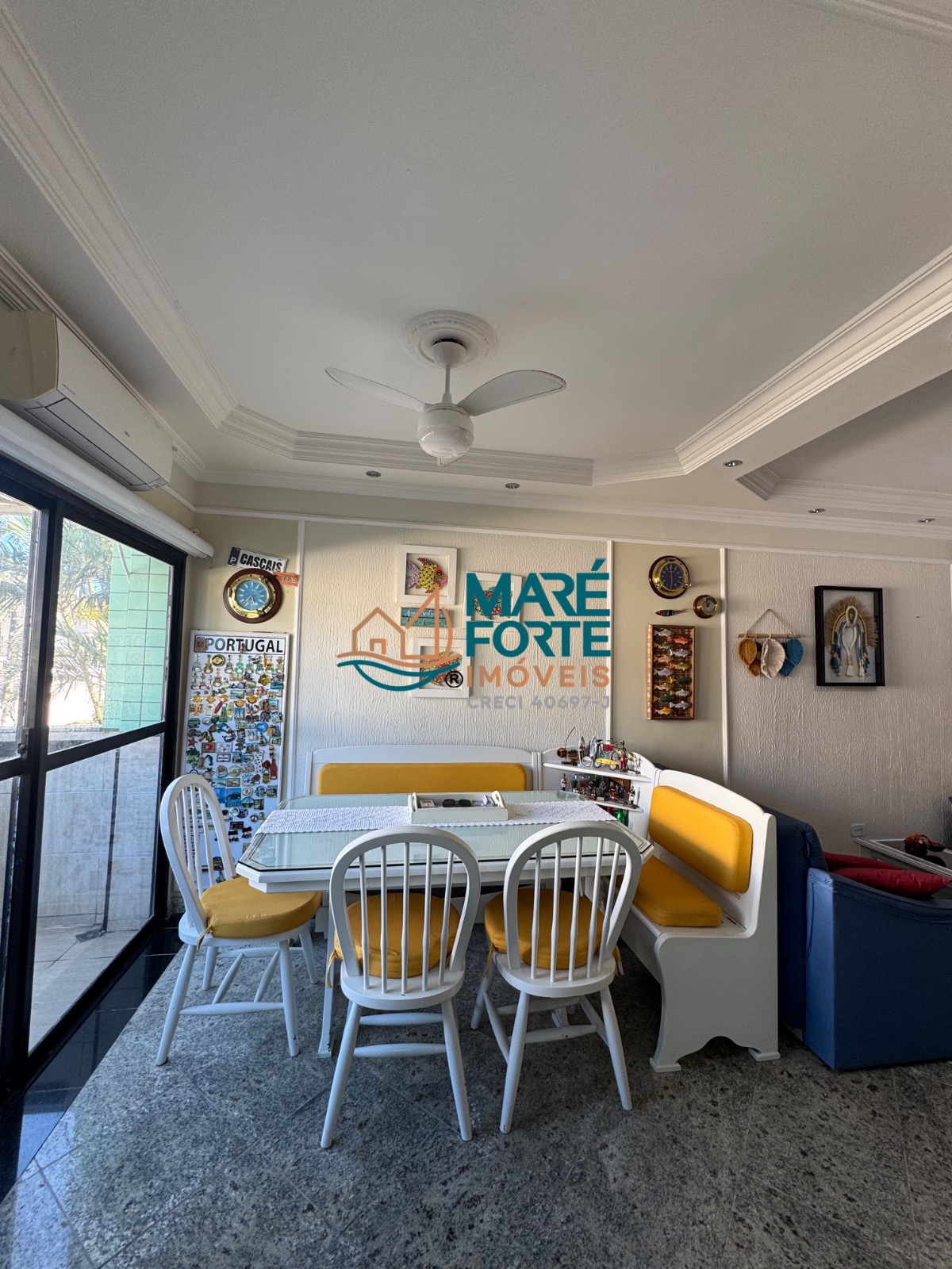 Apartamento mobiliado 1 dormitório frente para a rua