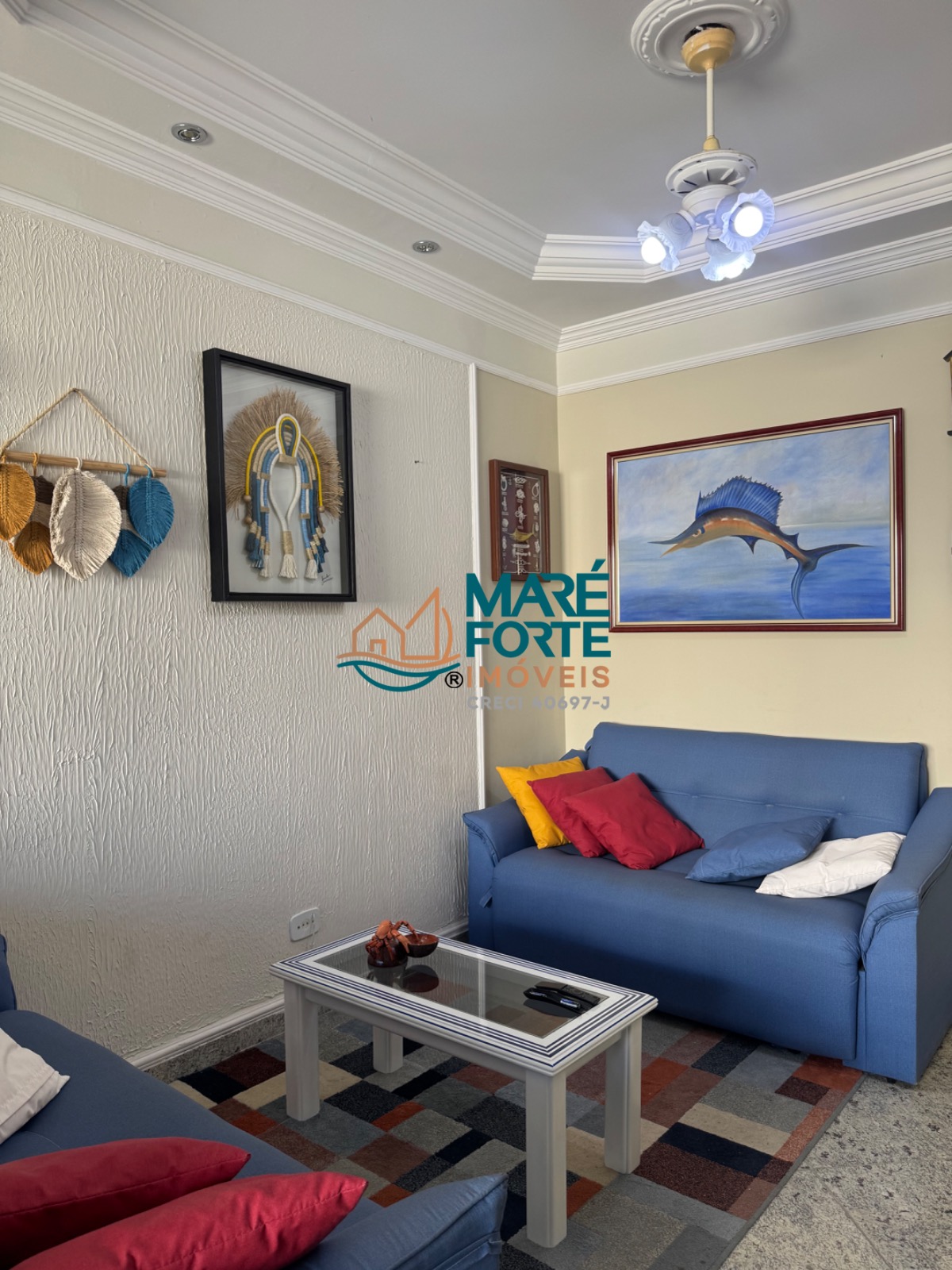 Apartamento mobiliado 1 dormitório frente para a rua