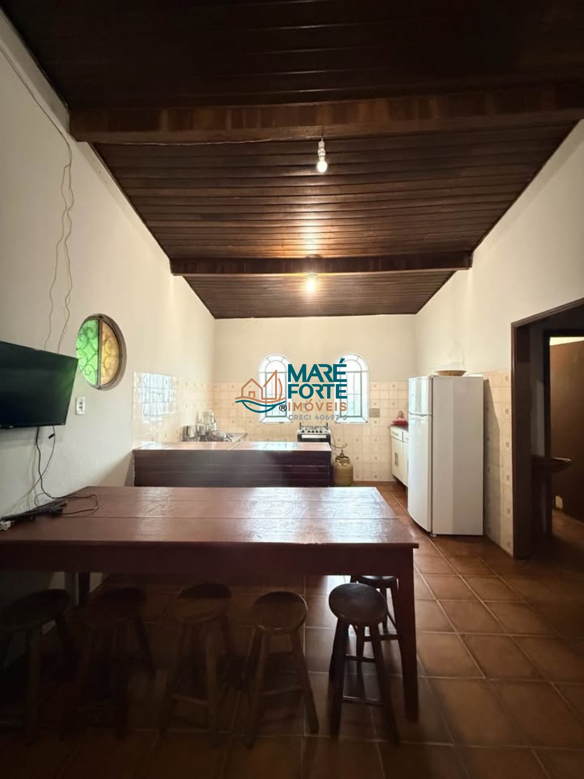 Casa com terreno inteiro e edícula a 450m da praia!