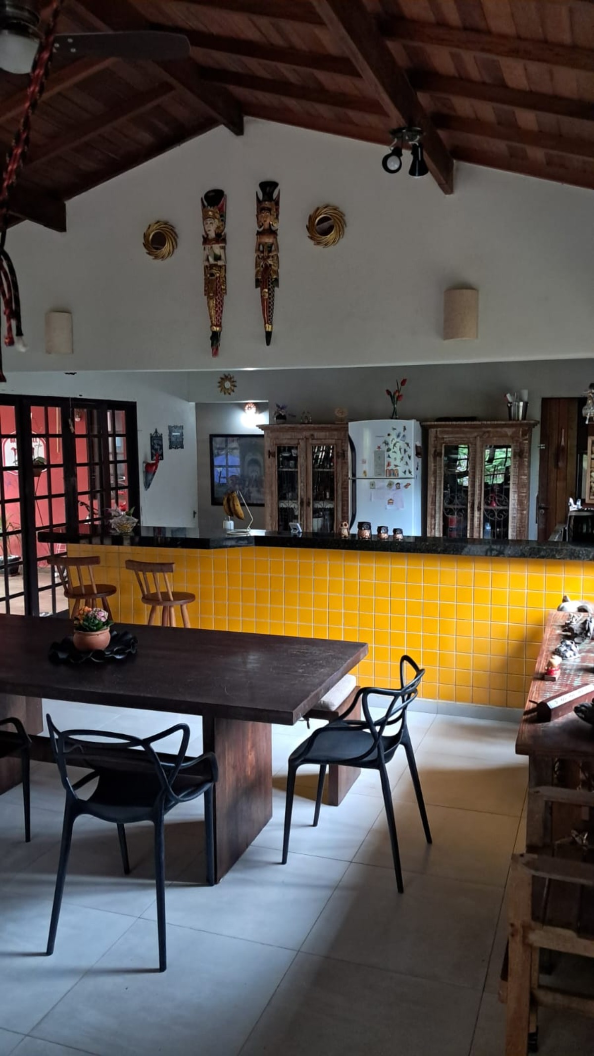 Refúgio Exclusivo em Itamambuca Casa a 500m da Praia com 4 Dormitórios