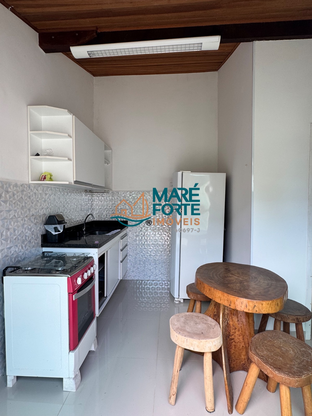 Uma casa linda, espaçosa e pronta para você aproveitar!