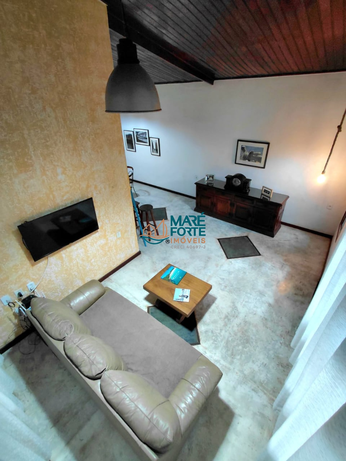 Casa com quintal e varanda gourmet próxima a praia!