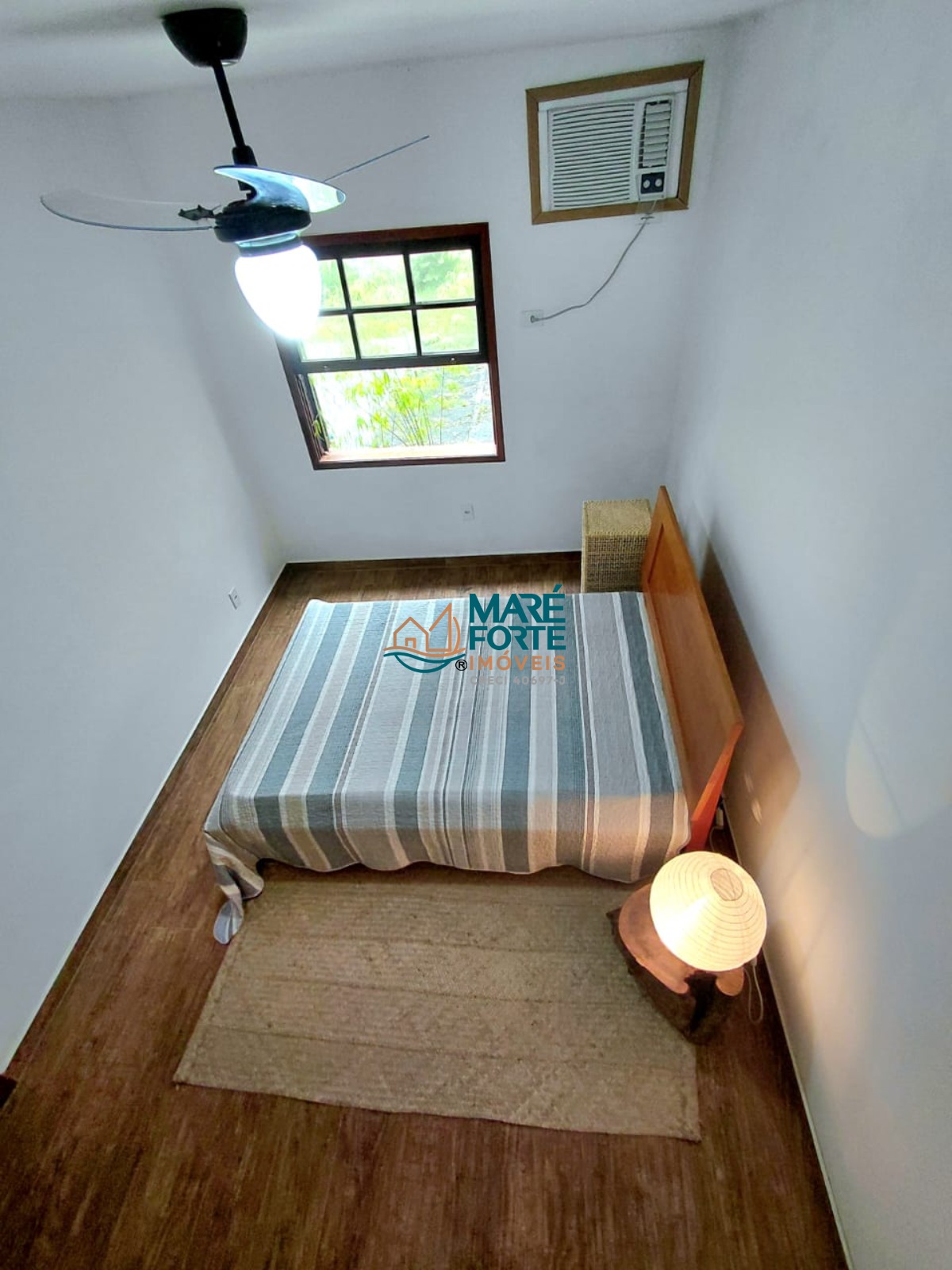 Casa com quintal e varanda gourmet próxima a praia!