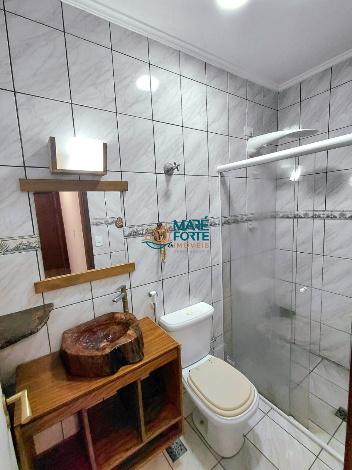 Casa com quintal e varanda gourmet próxima a praia!