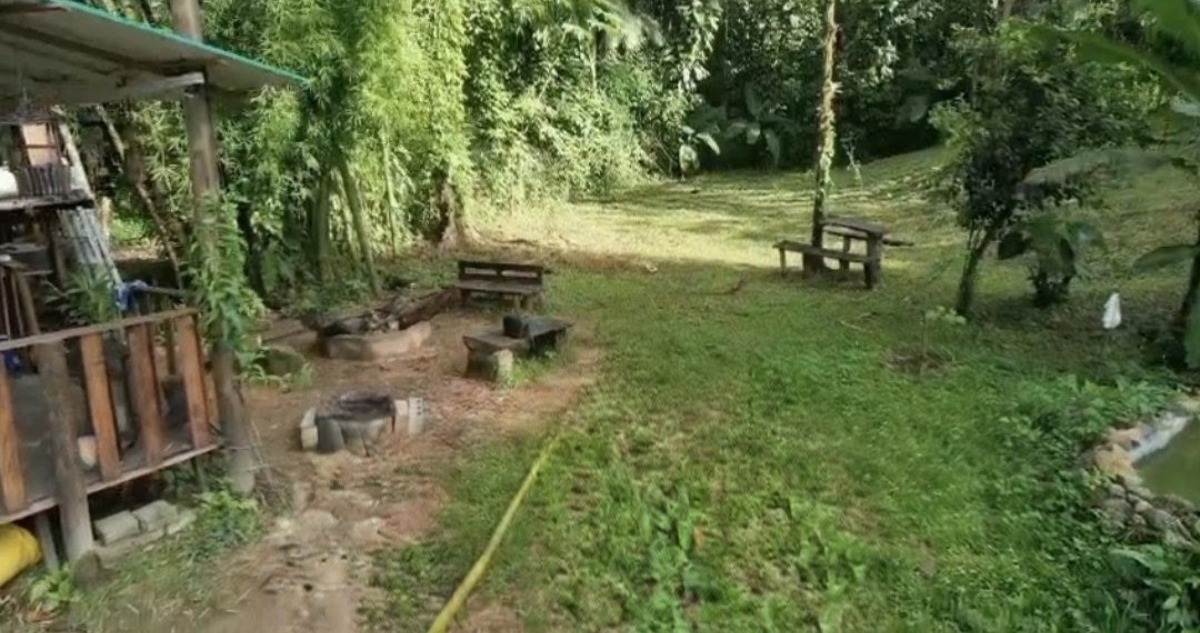 Terreno de 600 m² à Venda no Sertão de Ubatumirim. Cercado, com Água e Energia - foto 1