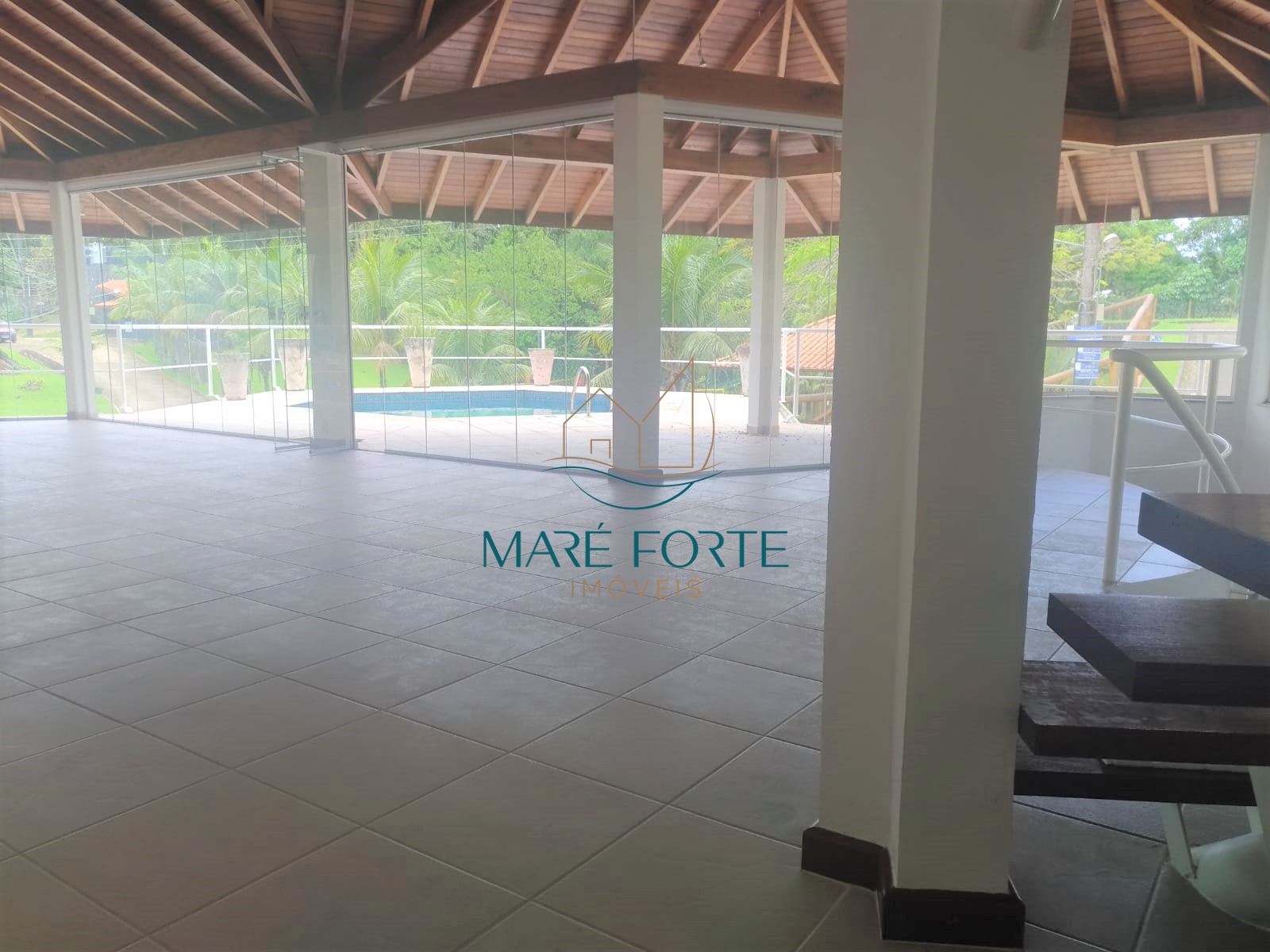 Casa de Condomínio à venda com 6 quartos, 314m² - Foto 3
