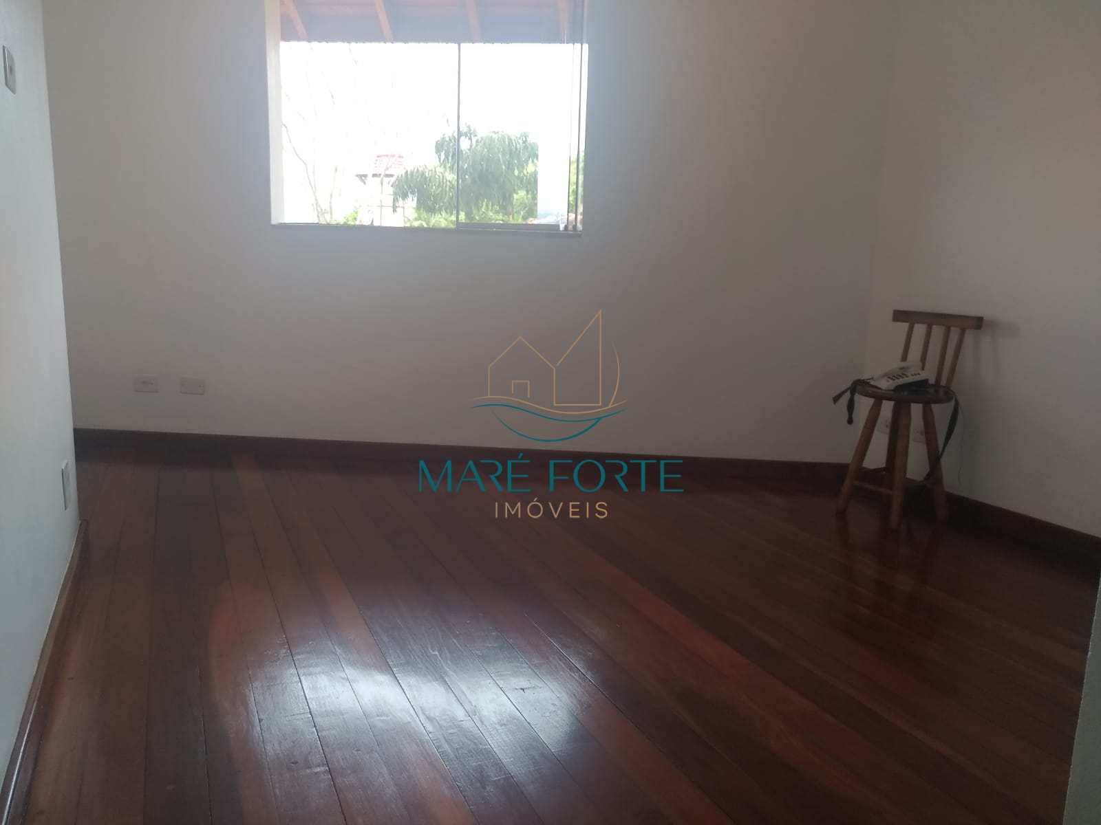 Casa de Condomínio à venda com 6 quartos, 314m² - Foto 32