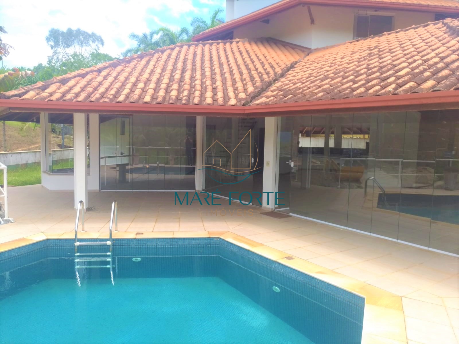Casa de Condomínio à venda com 6 quartos, 314m² - Foto 15
