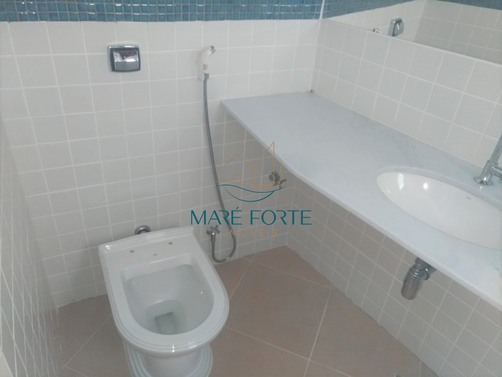 Casa de Condomínio à venda com 6 quartos, 314m² - Foto 41