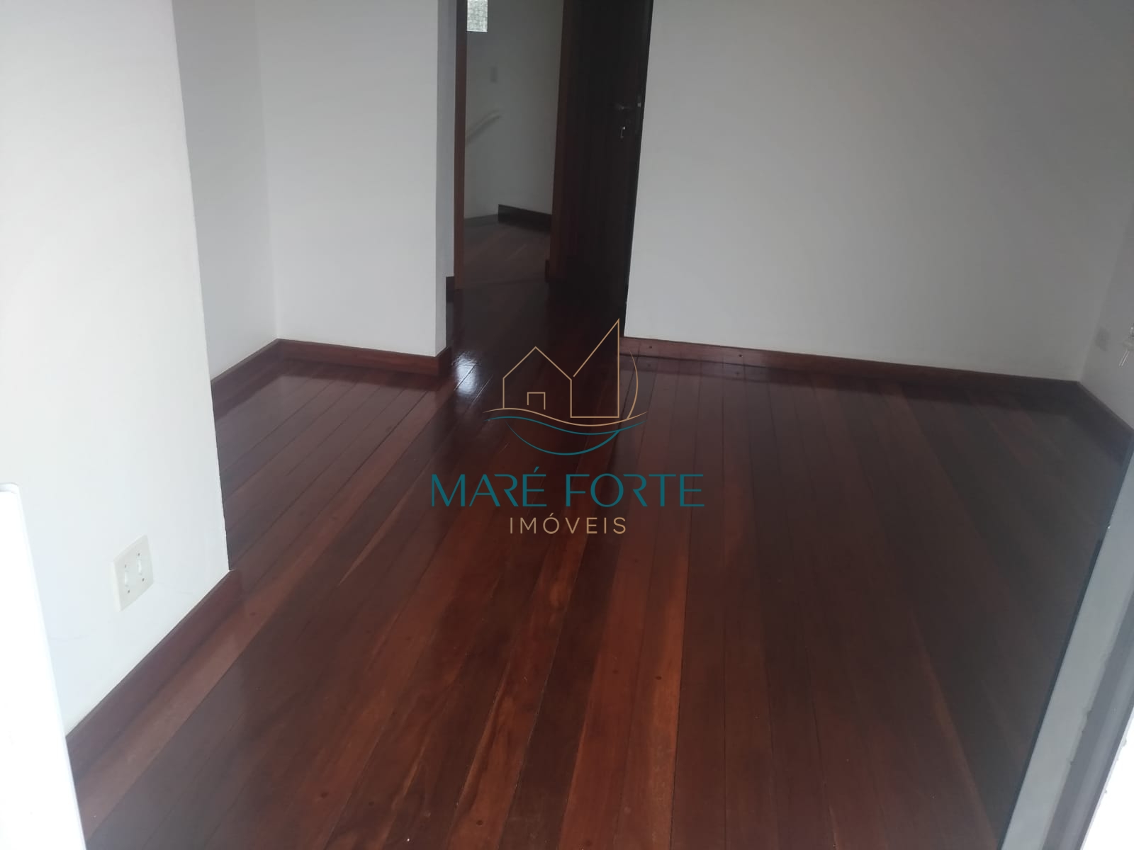 Casa de Condomínio à venda com 6 quartos, 314m² - Foto 36