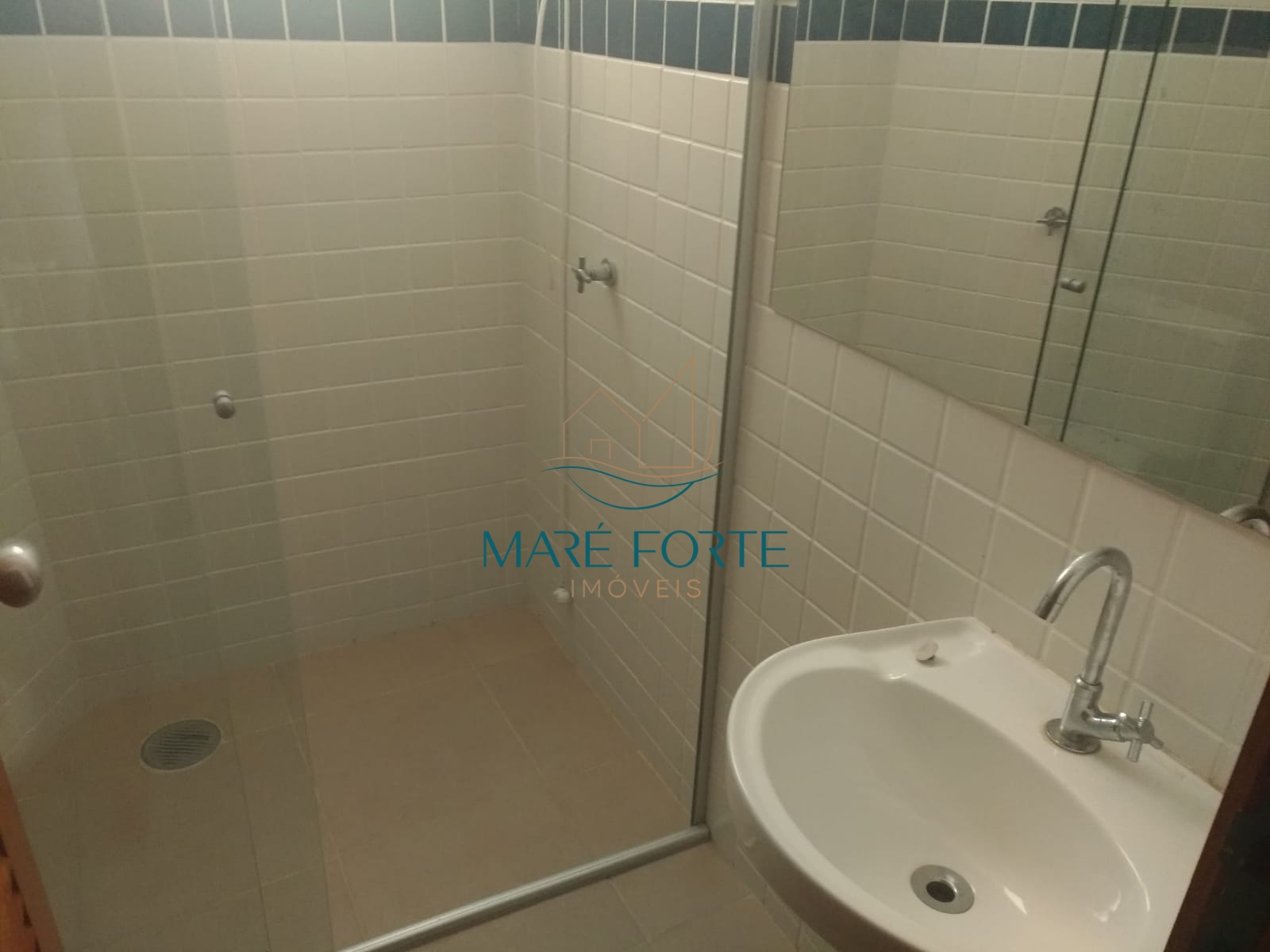 Casa de Condomínio à venda com 6 quartos, 314m² - Foto 25