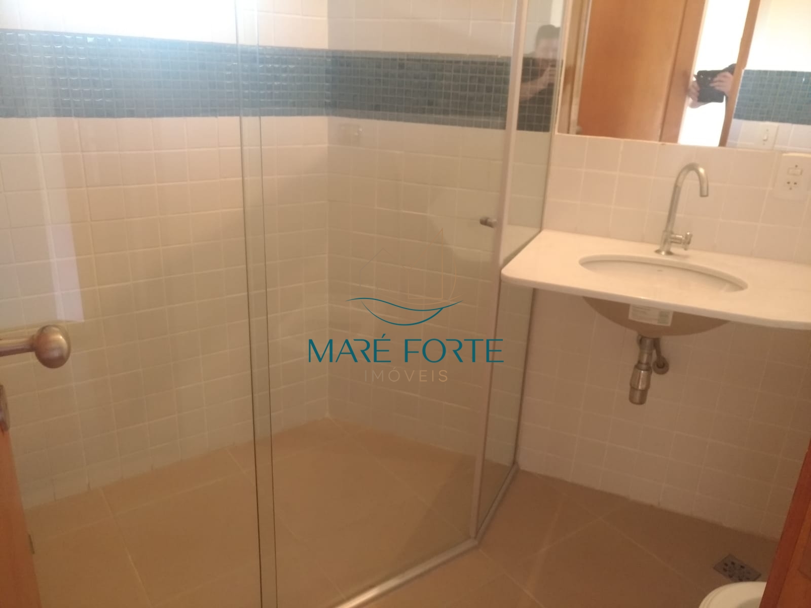 Casa de Condomínio à venda com 6 quartos, 314m² - Foto 28