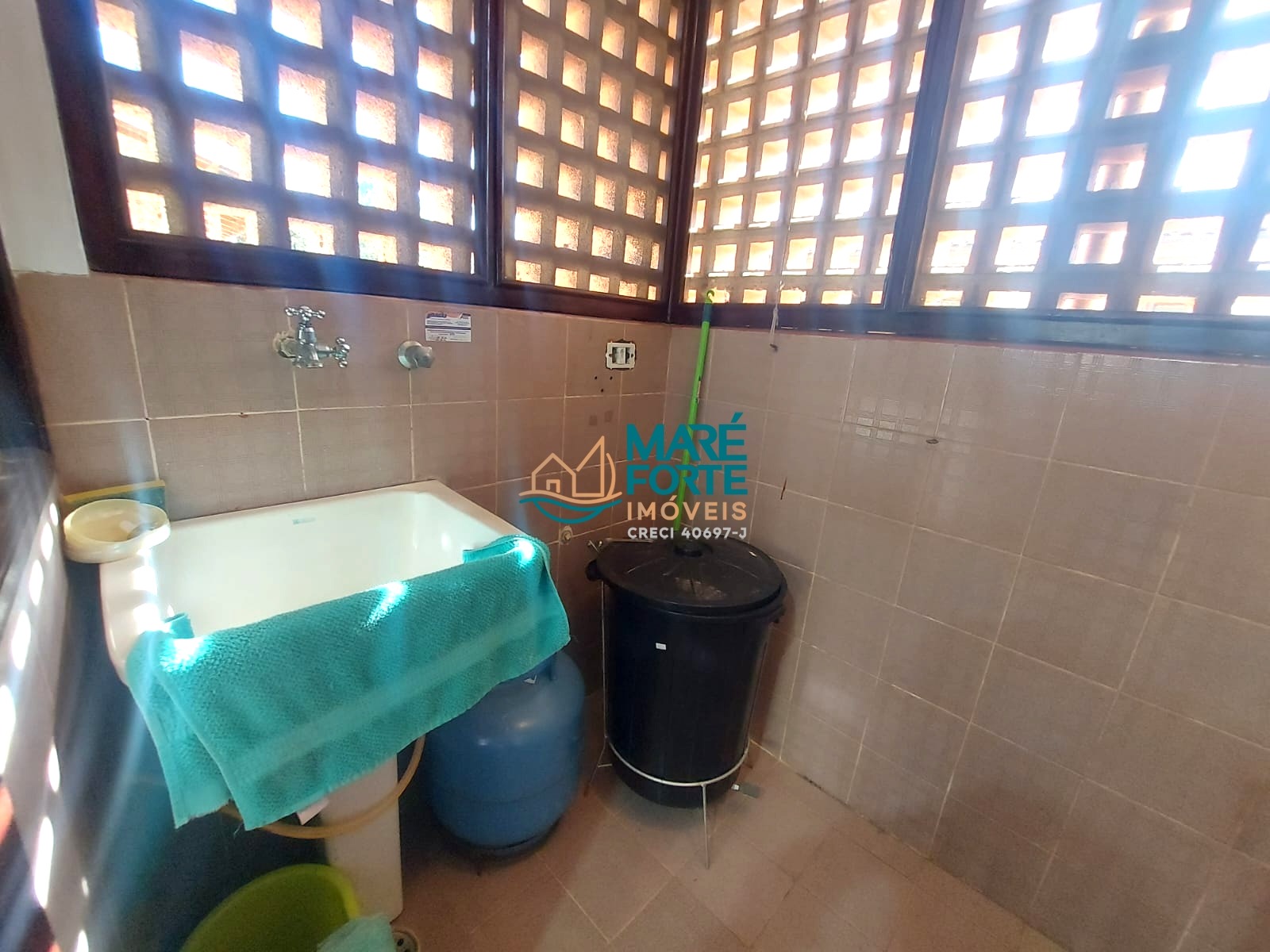 Apartamento a venda com 2 dormitórios no bairro itaguá