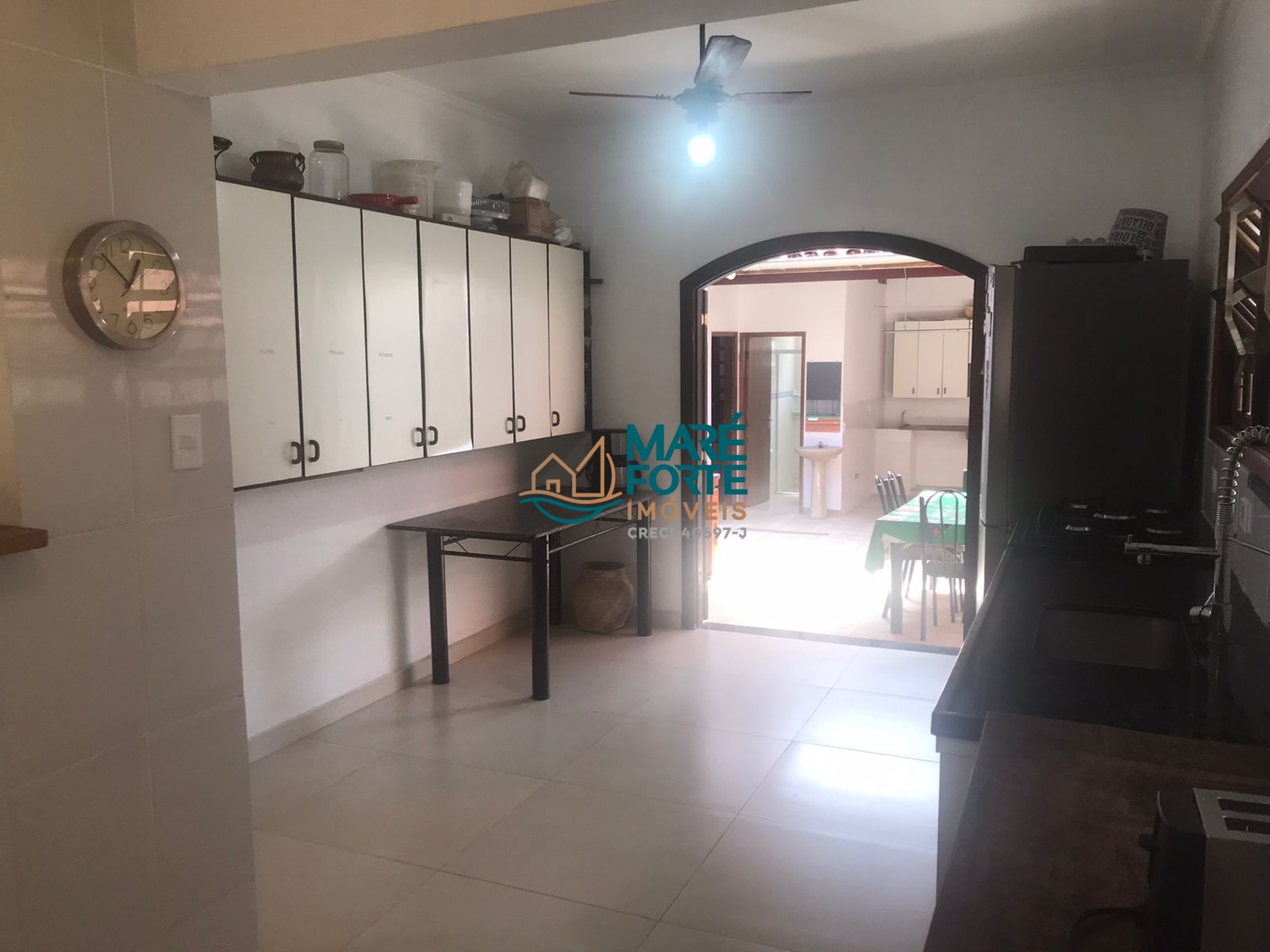 Lindo Sobrado à venda no bairro do Itaguá