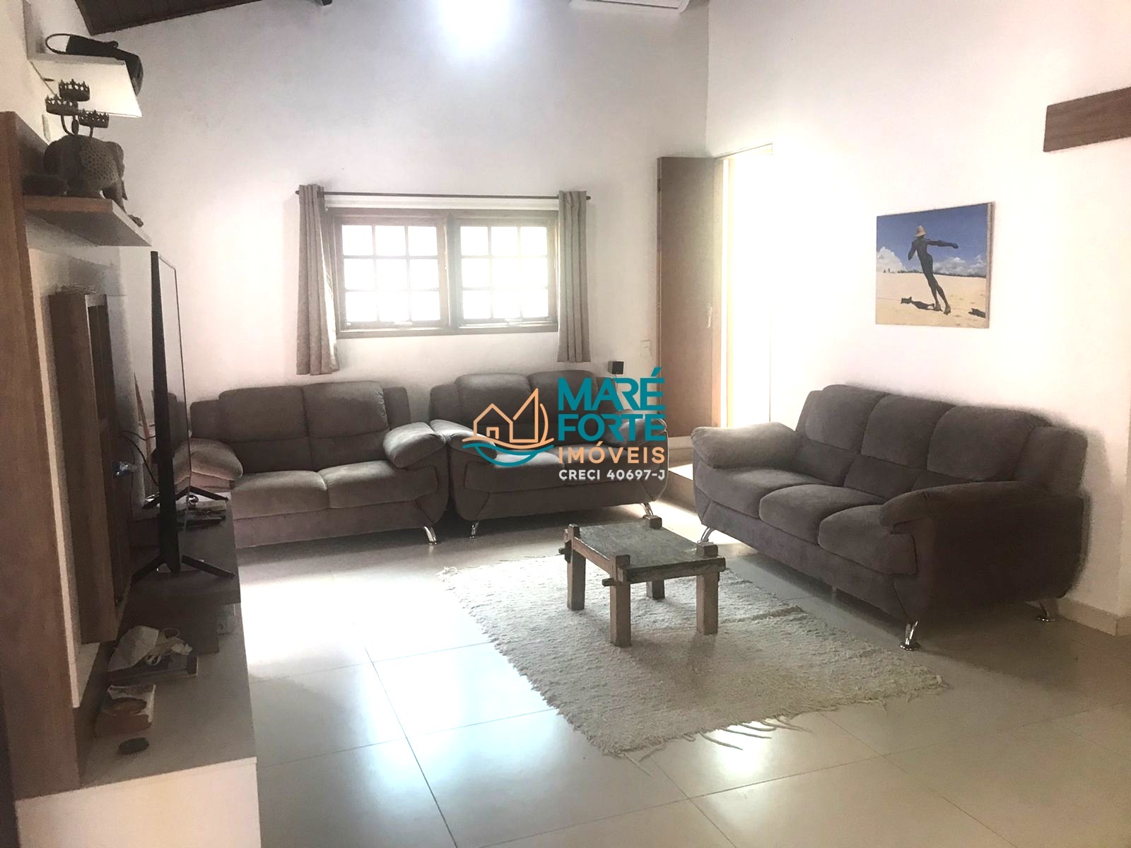Lindo Sobrado à venda no bairro do Itaguá