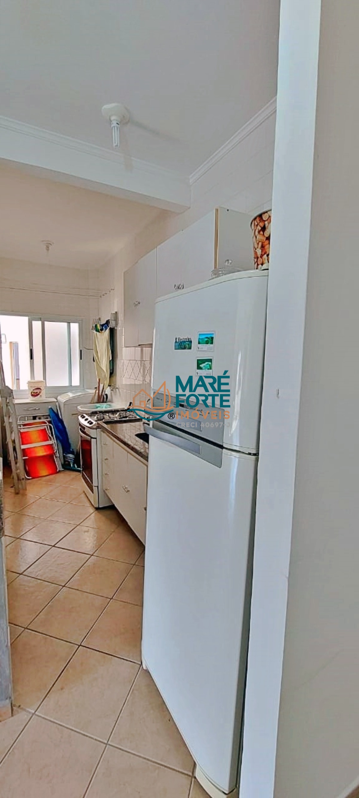 Apartamento de 02 dormitorios mobiliado no itagua.
