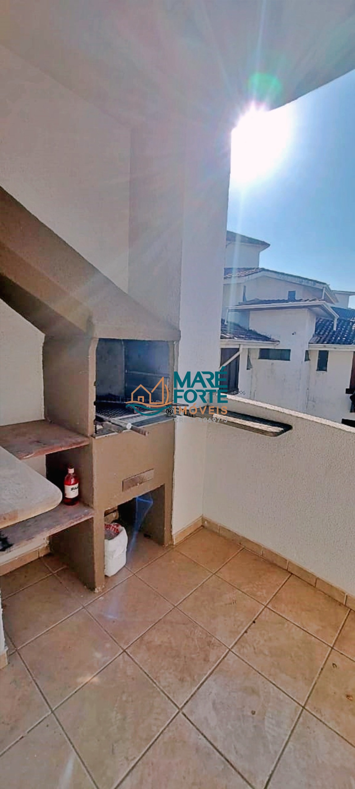 Apartamento de 02 dormitorios mobiliado no itagua.
