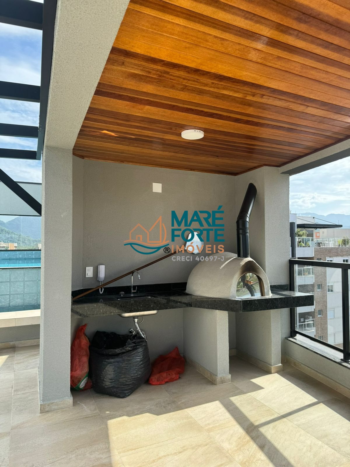 Apartamento recém entregue com 2 suítes e área gourmet