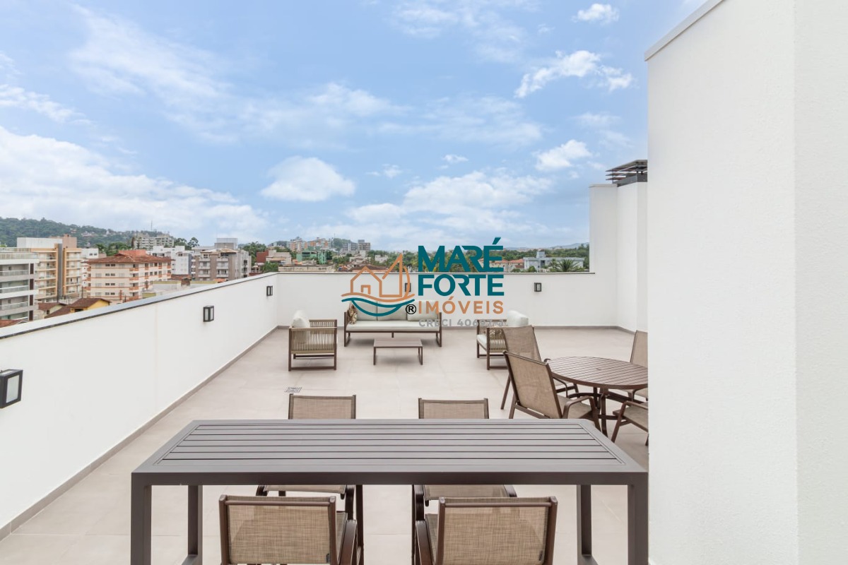 Cobertura recém entregue com 106m² e 3 vagas de garagem!