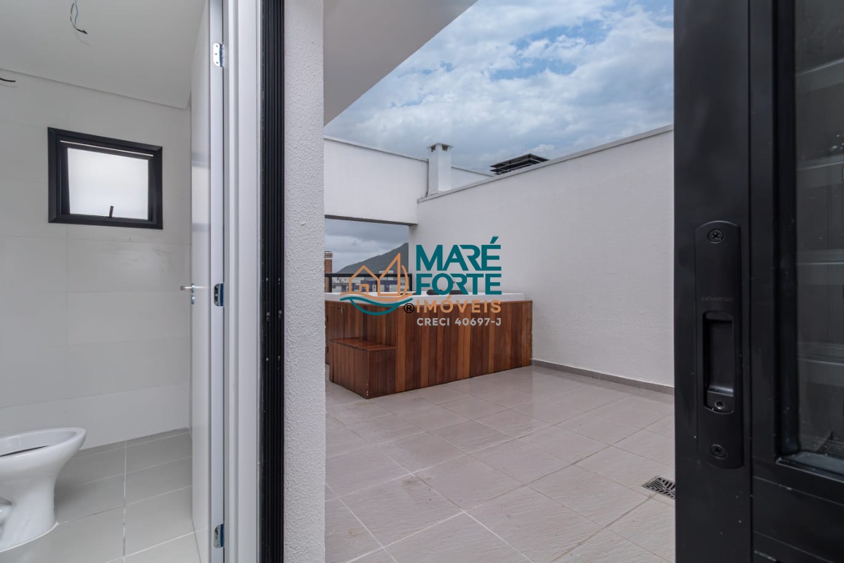 Cobertura recém entregue com 106m² e 3 vagas de garagem!