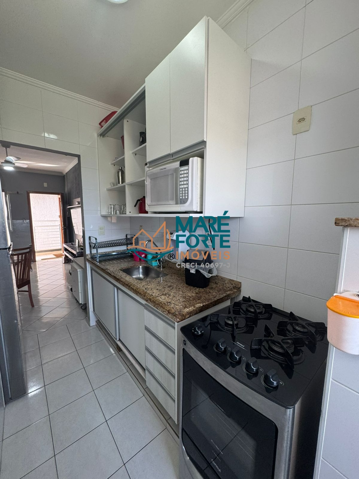 Apartamento todo mobiliado 600 metros da orla do Itaguá
