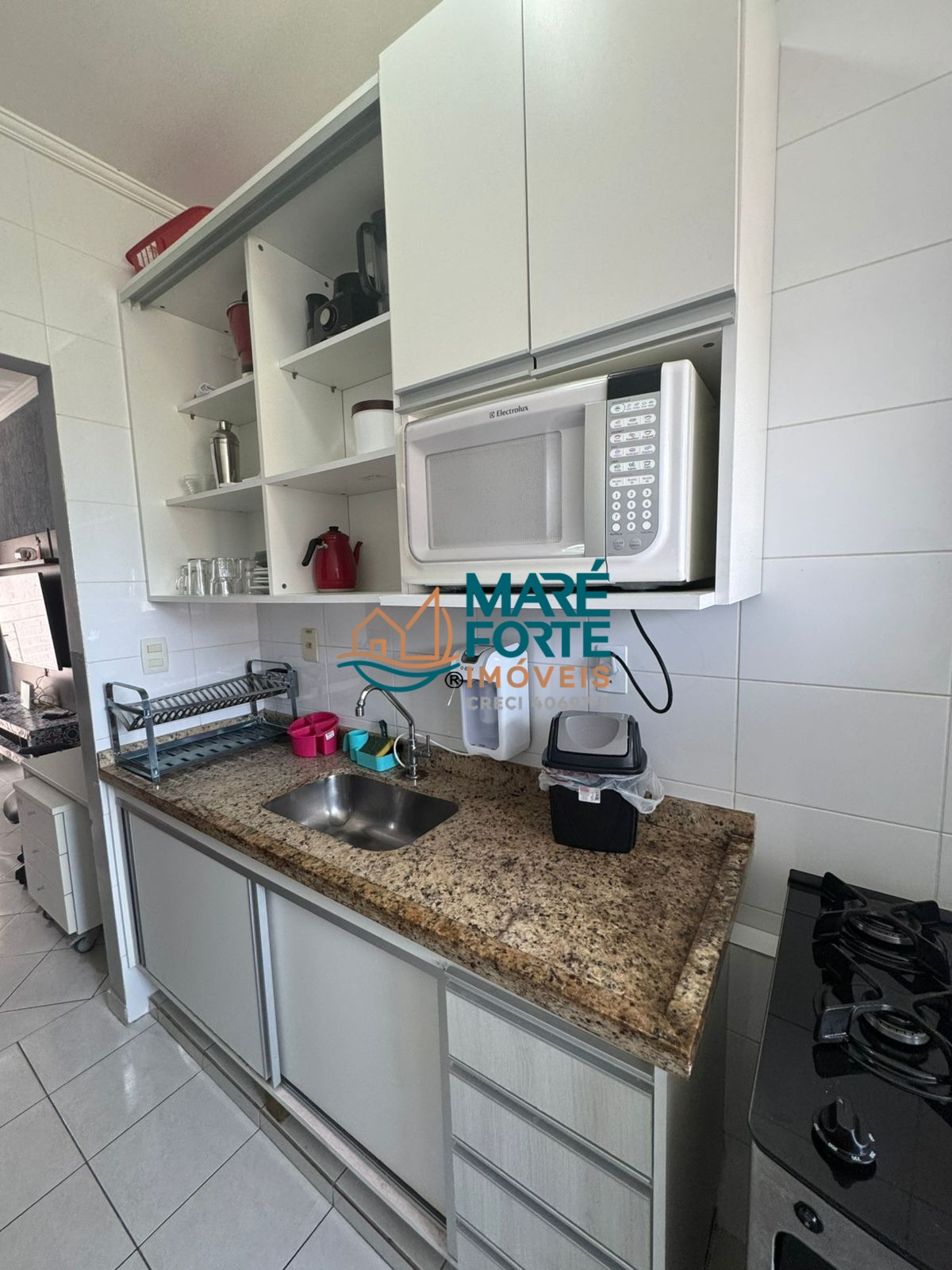 Apartamento todo mobiliado 600 metros da orla do Itaguá