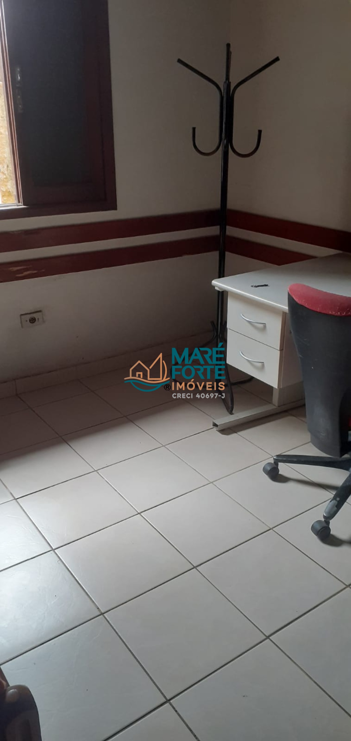 Casa, 4 quartos, 270 m² - Foto 13